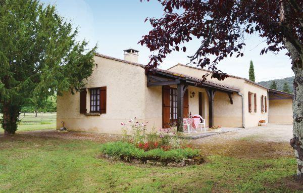 Апартаменты Holiday home Les Carbonieres M-599