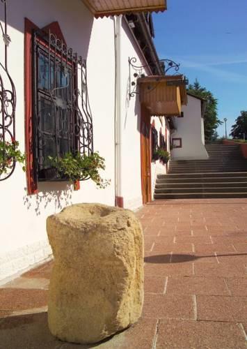 Апартаменты Vinosseum Bor- és Apartmanház