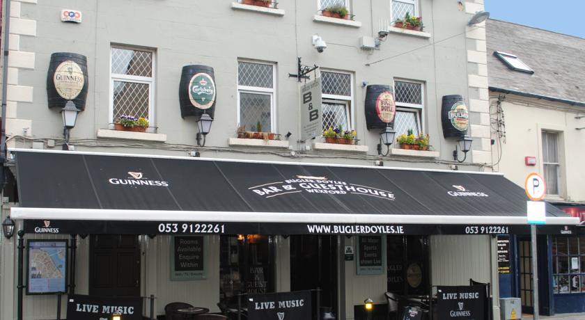 Мини-отель Bugler Doyles Bar & Townhouse