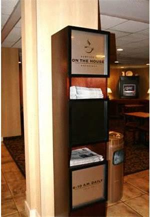 Отель Hampton Inn Adel