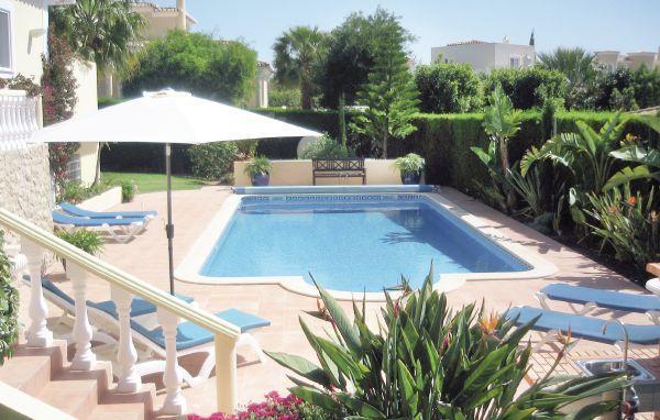 Апартаменты Holiday home P-8400-003 Lagoa, Sesmarias 60