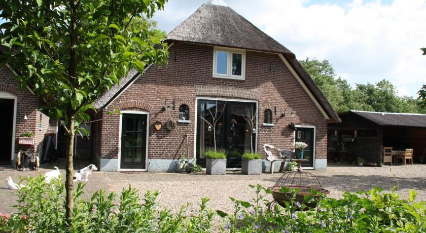 Мини-отель Bij Dekkers B&B
