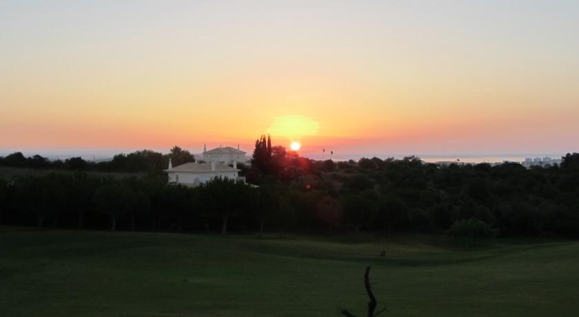 Fairviews Villa on Boavista Golf Resort