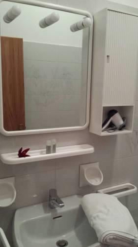 Отель Hotel Antica Locanda a Castrocaro Terme