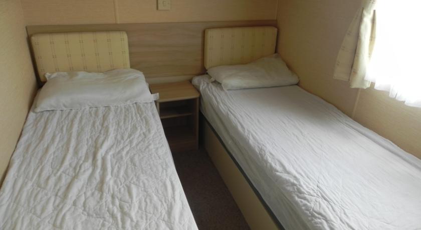 Отель Castle Archdale Caravan Park