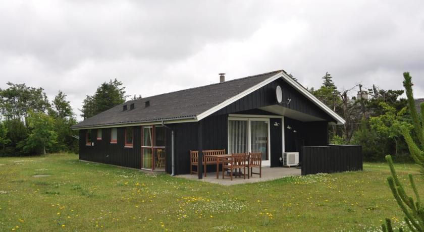 Апартаменты Holiday home Kornblomstvej 357