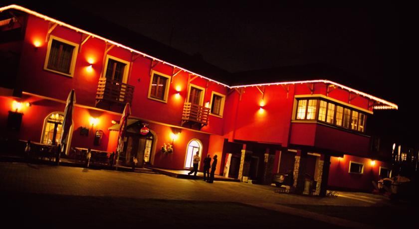 Гостевой дом Penzion Maják, Yacht Club