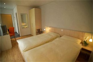 Отель City- and Wellness Swiss Q Hotel Sonnental