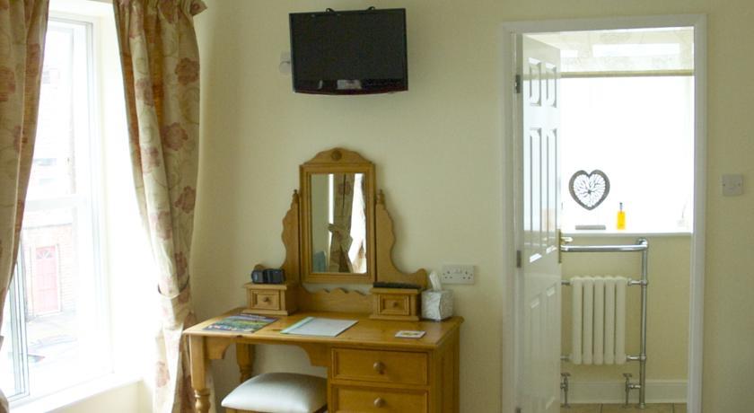 Мини-отель Pear Tree House B&B