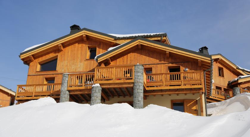 Отель Les Chalets de la Madeleine