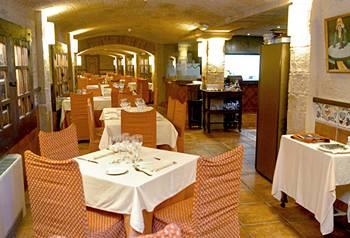 Отель Hotel Irache