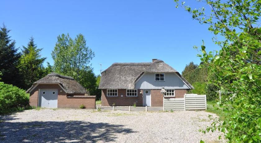 Апартаменты Holiday home Vester Mosevej 11