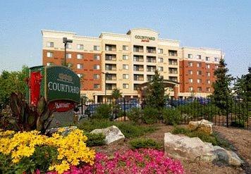 Отель Courtyard Pittsburgh Shadyside