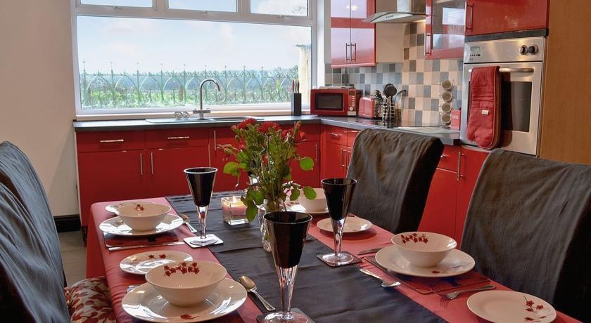 Отель Bont Cottage