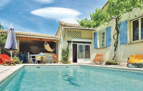 Апартаменты Holiday home Loriol-Du-Comtat ST-937