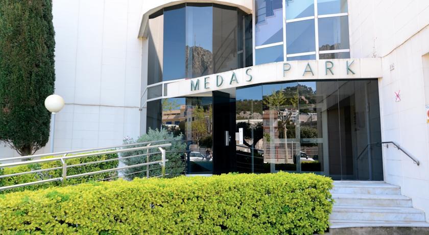 Апартаменты Medes Park