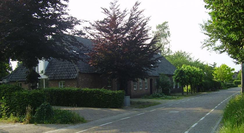 Мини-отель Landrop Bed & Breakfast