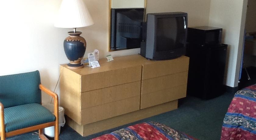 Отель Days Inn Montgomery Midtown