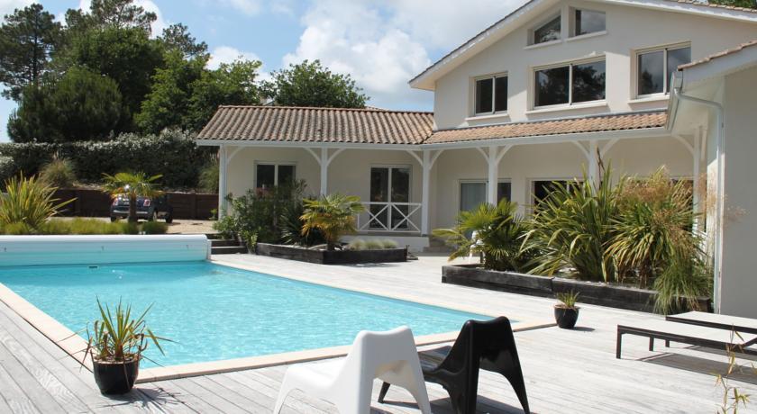 Вилла Pool and Sea Villa
