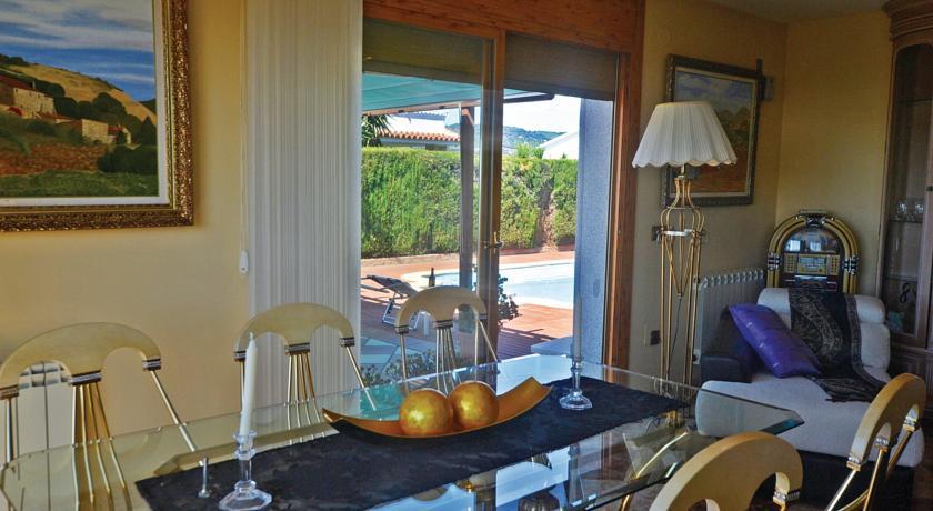 Апартаменты Holiday home Aribau - H-653
