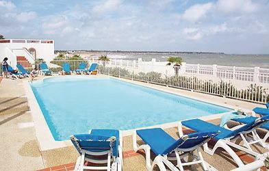 Апартаменты Apartment La Tranche Sur Mer YA-869