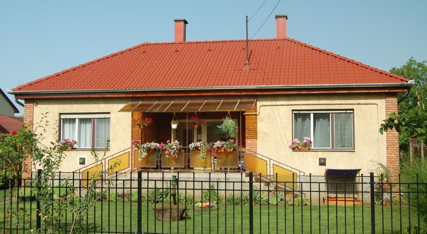 Апартаменты Piroska Vendégház