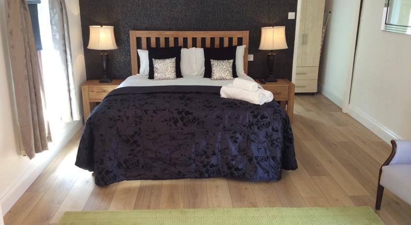 Отель Yarm Serviced Rooms