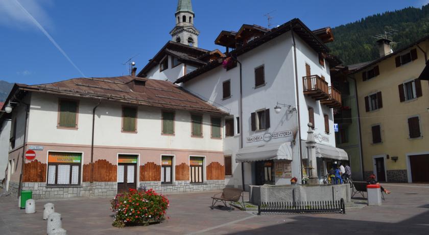 Апартаменты Apartment Bilocale Pinzolo centro
