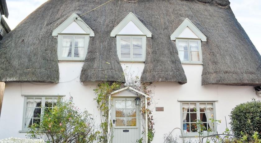 Апартаменты Greengage Cottage