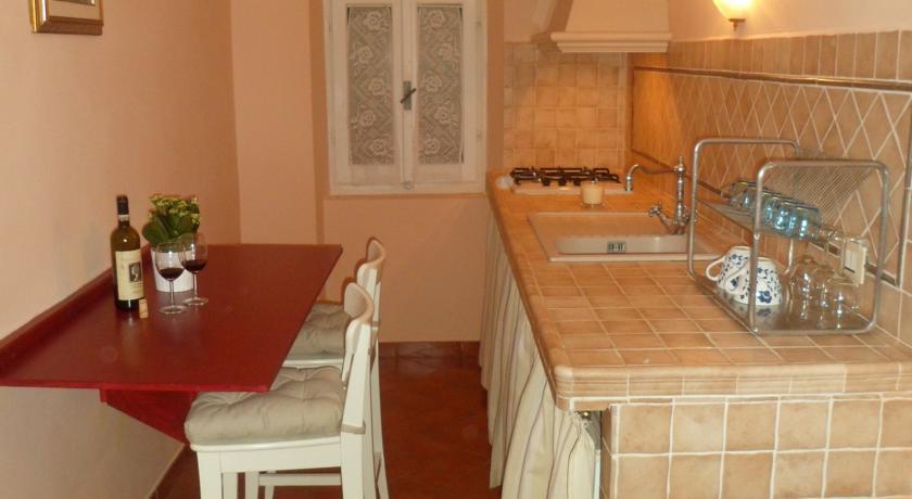 Апартаменты La Fiera Vecchia Apartments