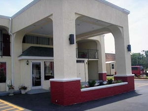 Отель Econo Lodge Andalusia