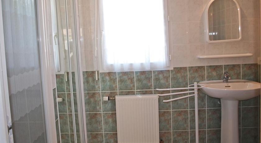 Апартаменты Holiday home Saint Quay Perros MN-1642