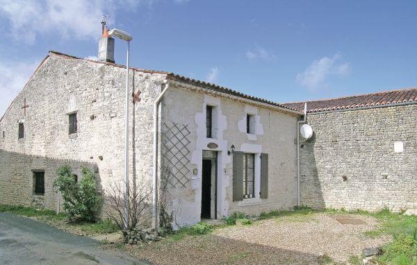 Апартаменты Holiday home St Lyphard O-723