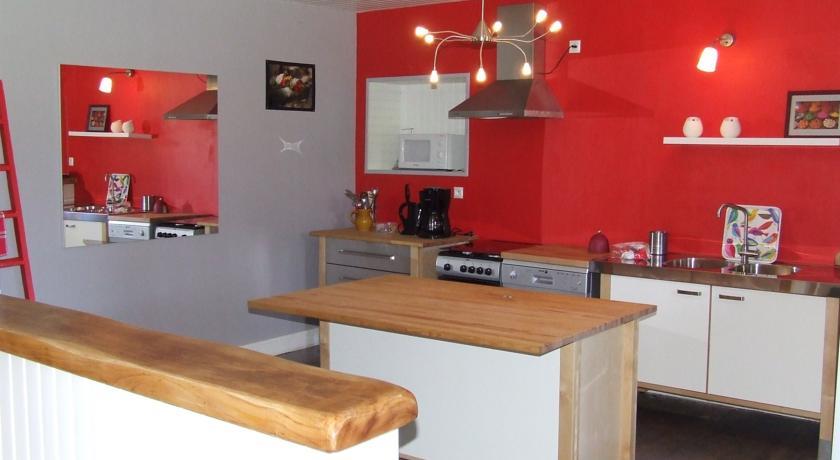 Апартаменты Holiday home Le Gite de Kerneuil