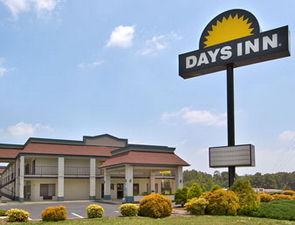 Отель Days Inn Yanceyville
