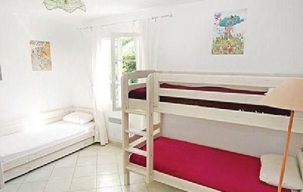 Апартаменты Holiday home Campagnan EF-1282