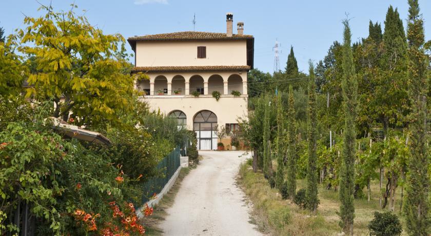 Отель Holiday home La Castellina