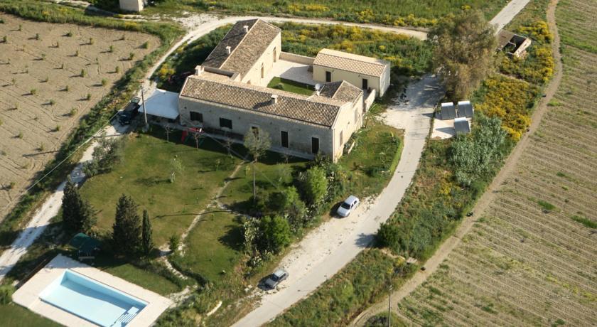 Отель Agriturismo Re Carrubo