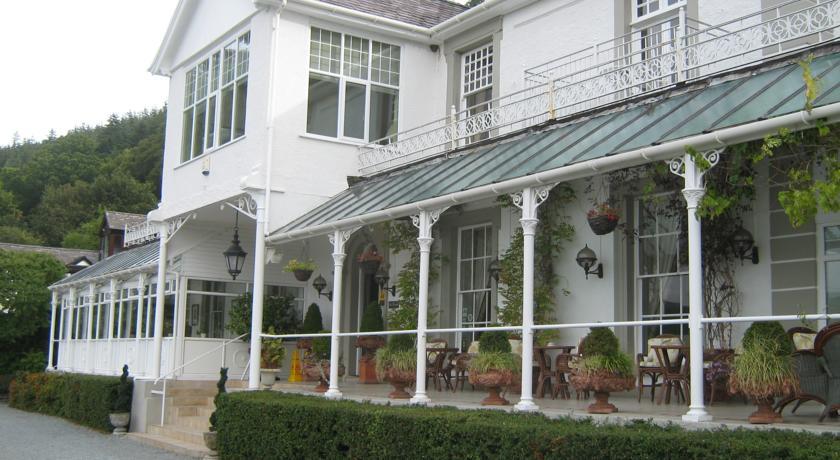 Отель Plas Maenan Country Hotel