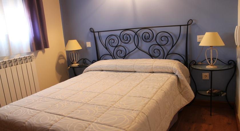 Отель Hotel Rural Restaurante Las Baronas