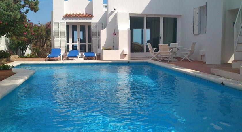 Вилла Cala den Real
