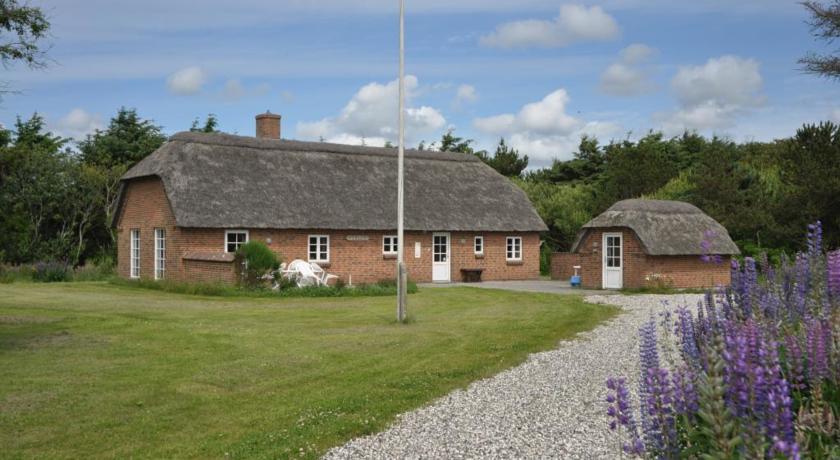 Апартаменты Holiday home Sundhuse Ulfborg