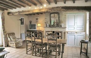 Апартаменты Holiday home La Neuville Roy UV-1144