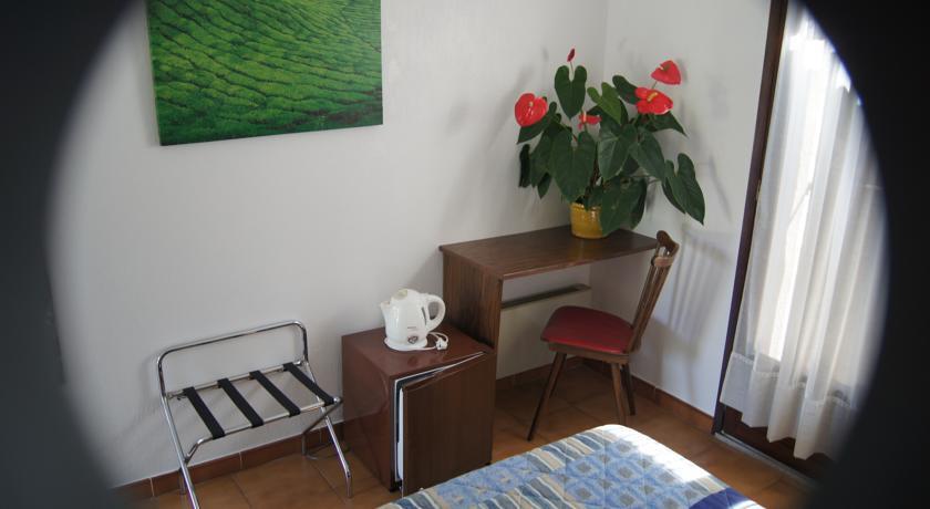 Отель Motel Esterel
