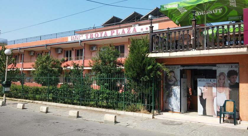 Troy Plaza Hotel