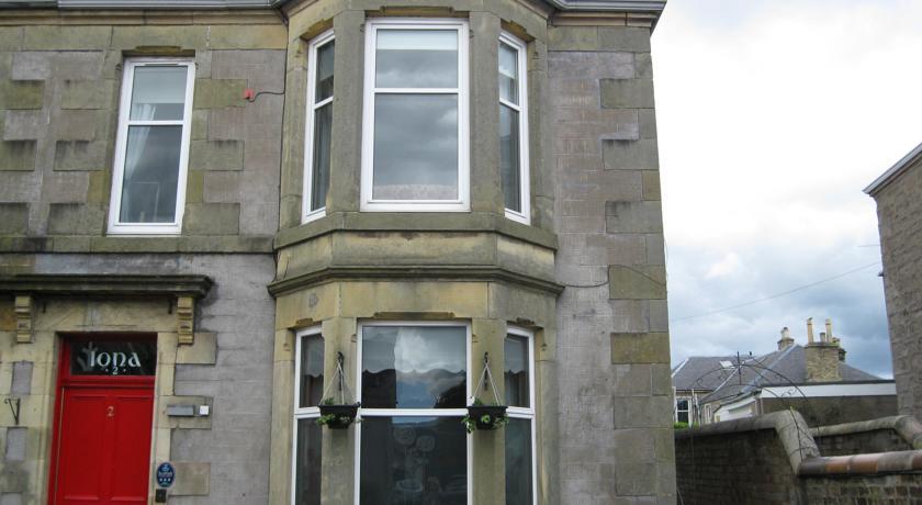 Апартаменты Iona Self-Catering Townhouse