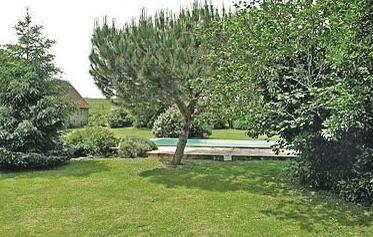 Апартаменты Holiday home Lussaud, Genis N-636