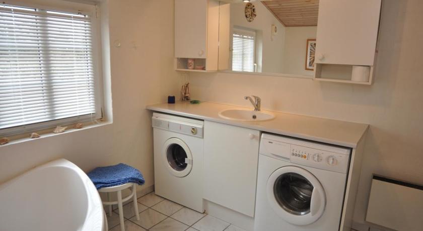 Апартаменты Holiday home Sortebærvej 1