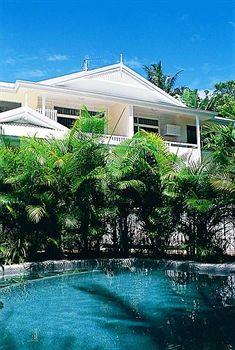 Latitude 16 Port Douglas Tropic Sands
