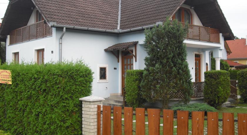 Апартаменты Szekrény Apartman